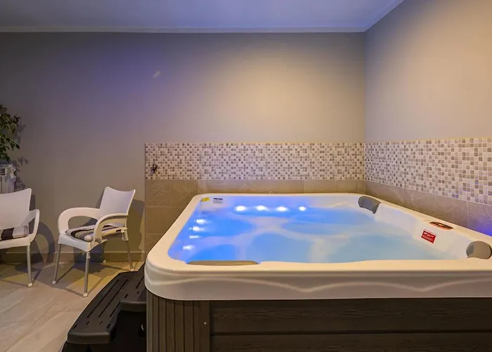 Serene Summer Oasis - Pool, Jacuzzi, Sauna, Sea View - Lara Διαμέρισμα *