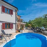 Serene Summer Oasis - Pool, Jacuzzi, Sauna, Sea View - Lara *