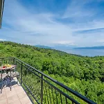 아파트 Serene Summer Oasis - Pool, Jacuzzi, Sauna, Sea View - Lara *