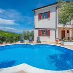 아파트 Serene Summer Oasis - Pool, Jacuzzi, Sauna, Sea View - Lara *