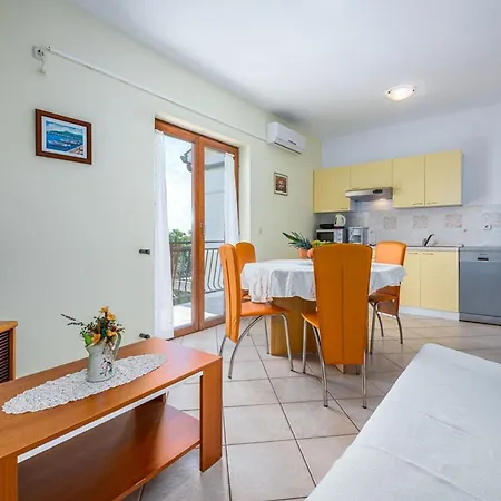 Apartment Serene Summer Oasis - Pool, Jacuzzi, Sauna, Sea View - Lara Drenje (Istria)