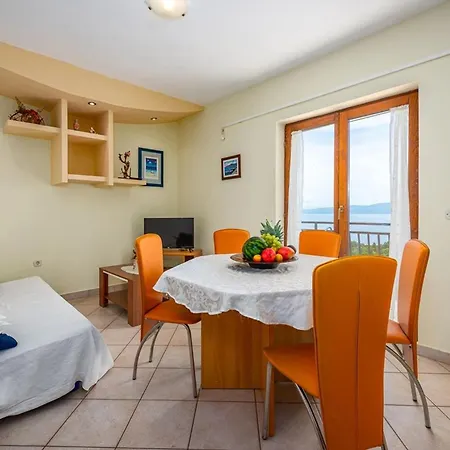 Apartment Serene Summer Oasis - Pool, Jacuzzi, Sauna, Sea View - Lara