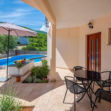 Apartment Serene Summer Oasis - Pool, Jacuzzi, Sauna, Sea View - Lara