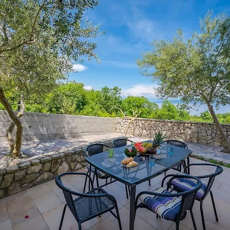 Serene Summer Oasis - Pool, Jacuzzi, Sauna, Sea View - Lara Appartement *