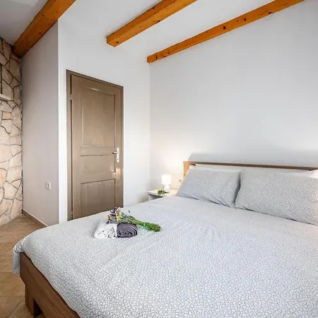 Apartment Serene Summer Oasis - Pool, Jacuzzi, Sauna, Sea View - Lara Drenje (Istria)