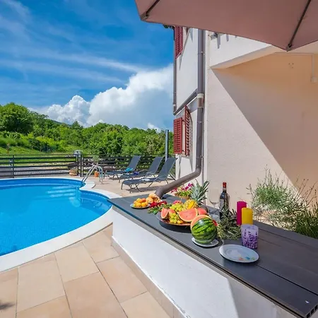 Apartment Serene Summer Oasis - Pool, Jacuzzi, Sauna, Sea View - Lara *
