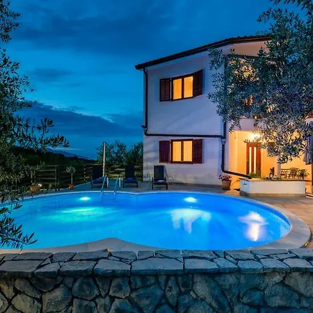Apartment Serene Summer Oasis - Pool, Jacuzzi, Sauna, Sea View - Lara